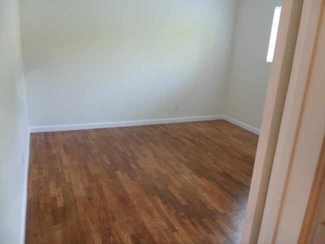 Building Photo - 1821 20th St