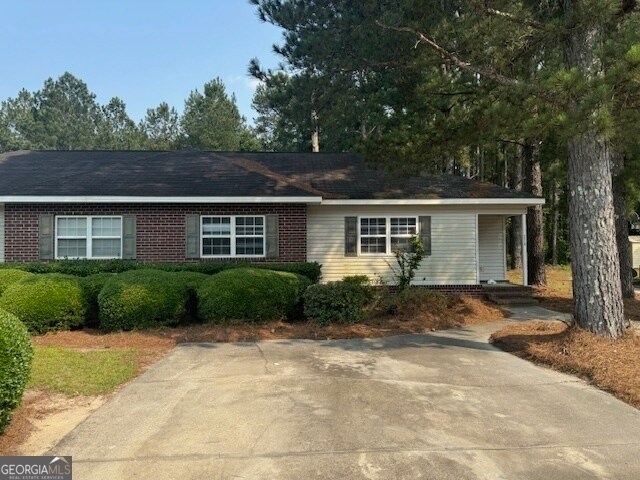 Primary Photo - 805 Jessica Ln