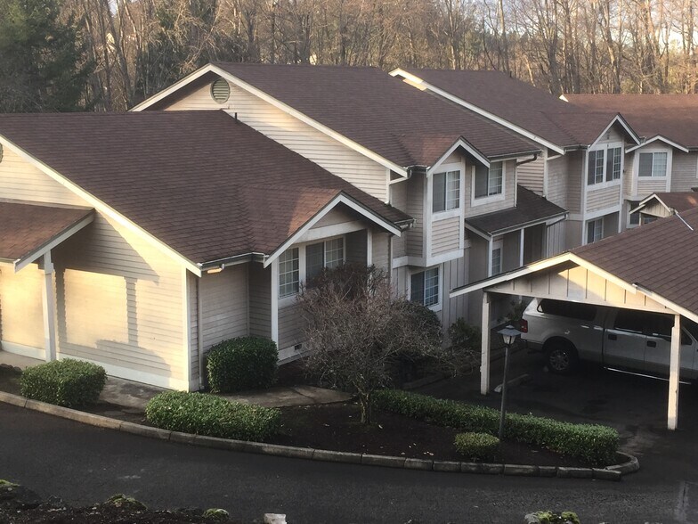 Building Photo - 5513 Cirque Dr W