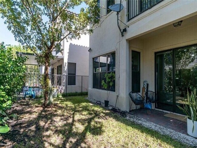 Building Photo - 9794 W 34th Ct