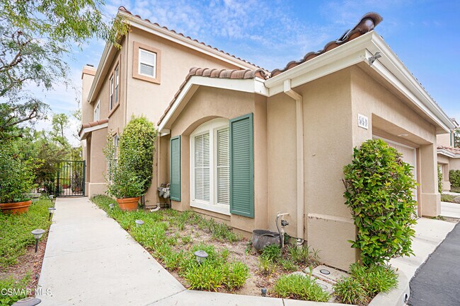 Building Photo - 545 Lorabel Way