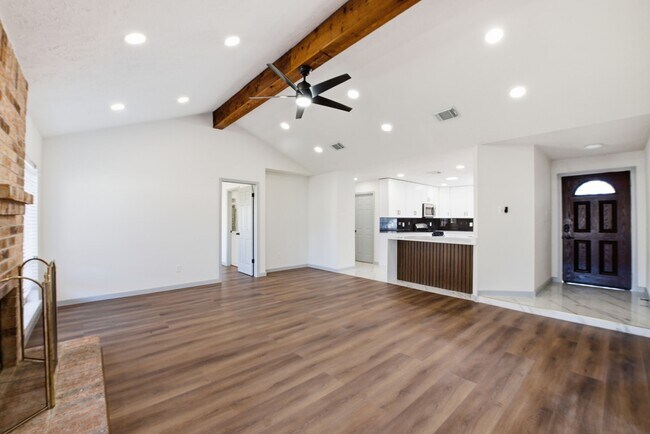 Building Photo - 13534 N Peachfield Cir