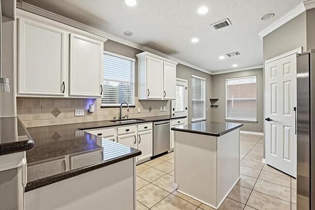 Building Photo - 15347 Wild Timber Trail