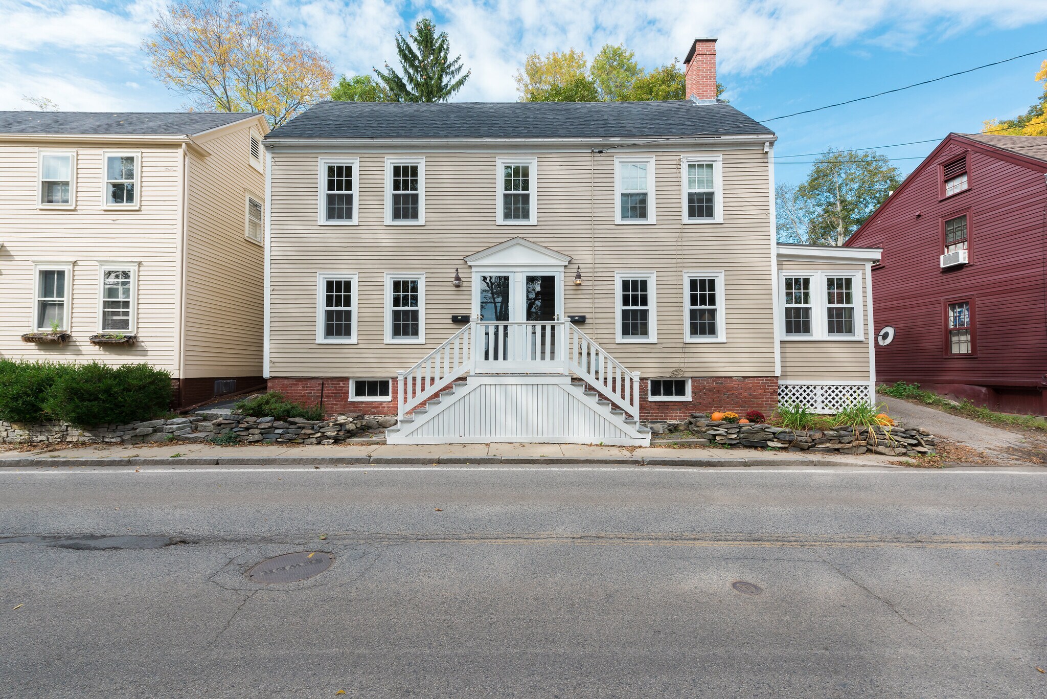 Building Photo - 69 Dennett St