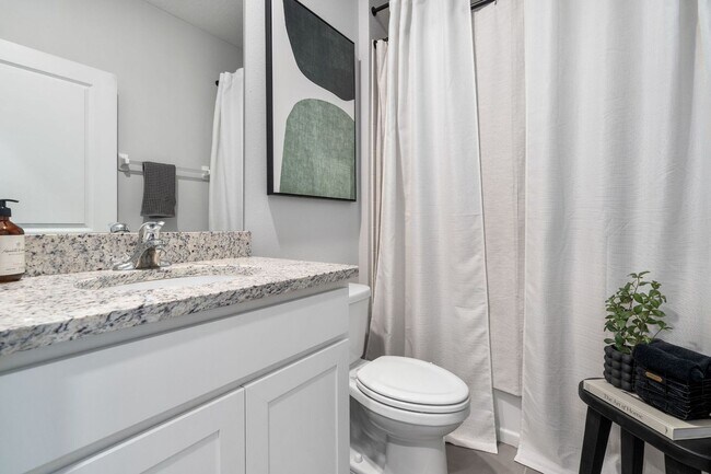 Building Photo - Immaculate 4-Bedroom, 2.5-Bath Home