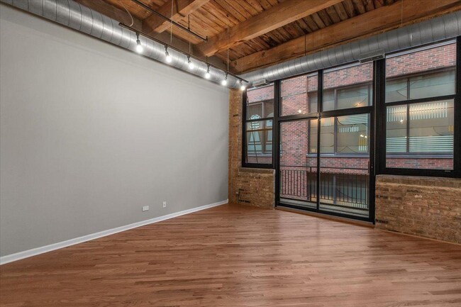 Building Photo - 2 bedroom in Chicago IL 60607