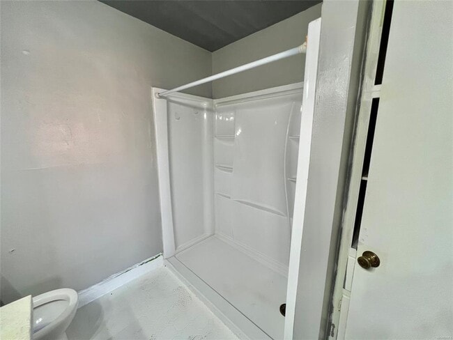 Building Photo - 307 Daman Dr