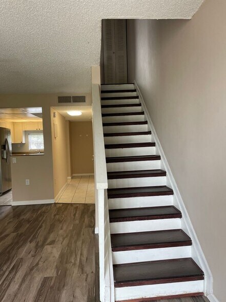 Building Photo - 107 Caldwell Dr