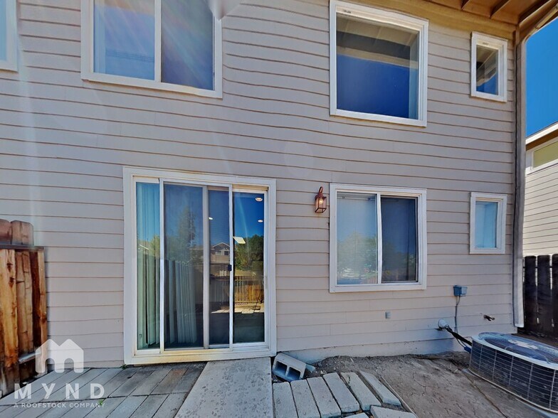 Building Photo - 9175 Brown Eagle Ct