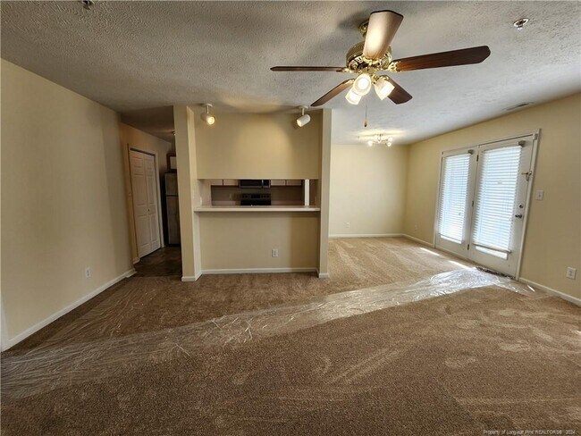 Building Photo - 264 Waterdown Dr