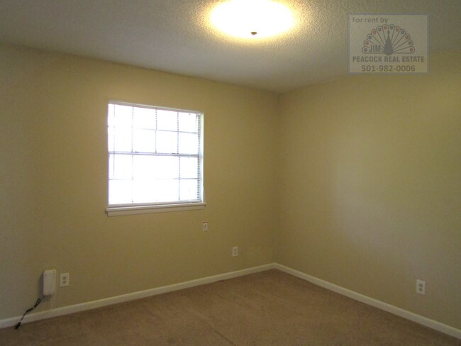Building Photo - 25 Laramie Cove