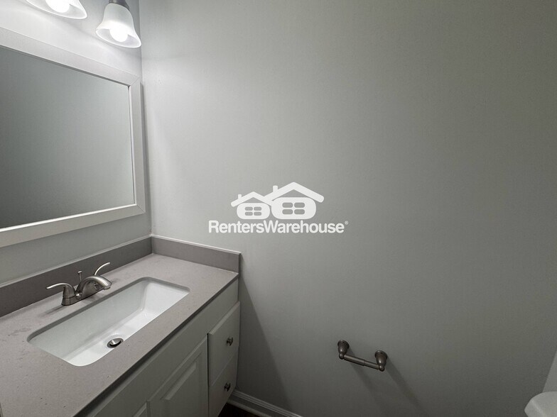 Building Photo - 4905 Tanners Spring Dr