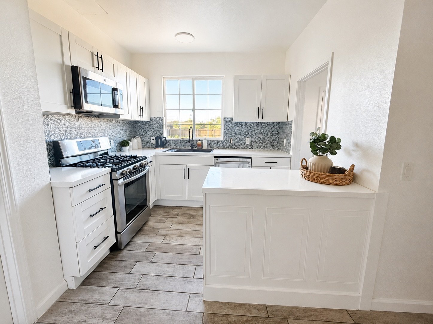 Building Photo - 1710 Frienza Ave