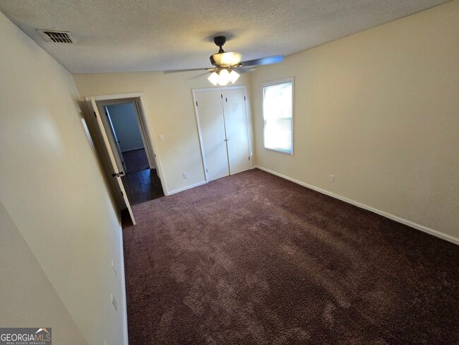 Building Photo - 412 S Ashley St