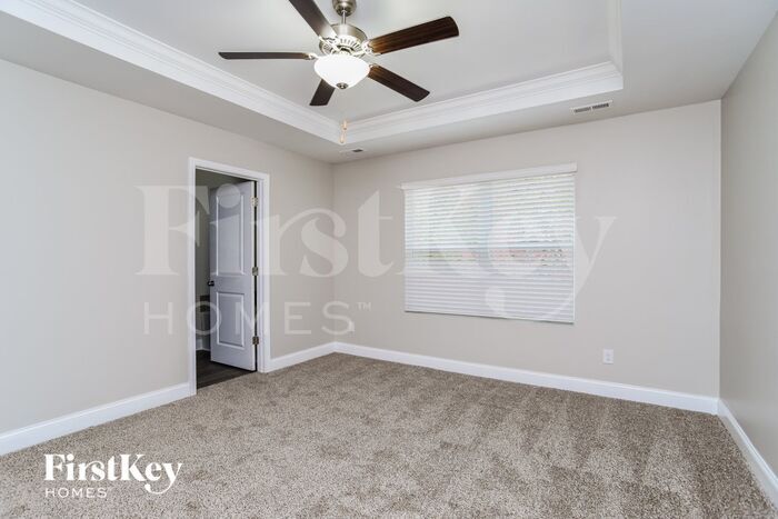 Building Photo - 9525 Blue Knoll Ct