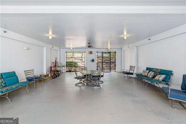 Building Photo - 821 Ralph McGill Blvd NE