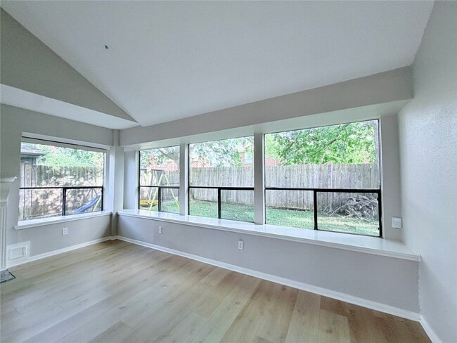 Building Photo - 13535 Gaby Virbo Dr