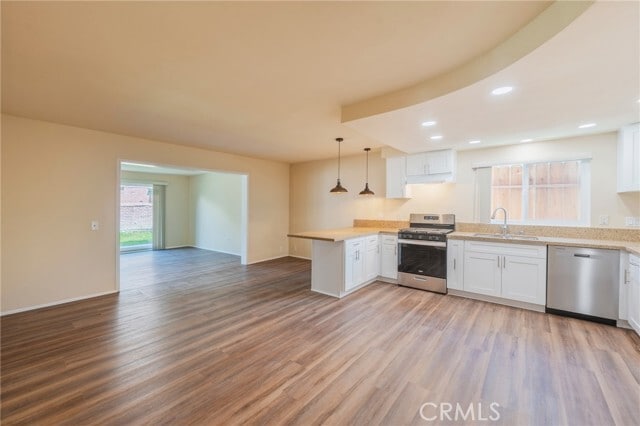 Building Photo - 1443 E Gladwick St