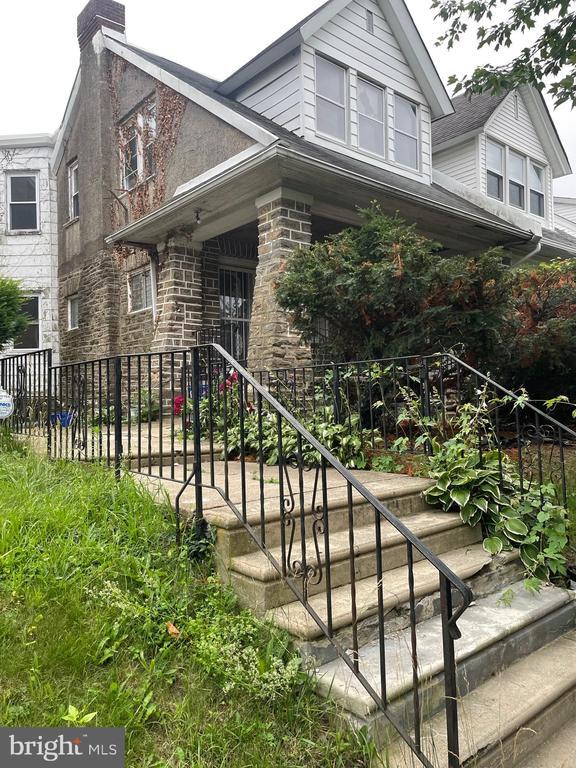 Building Photo - 854 E Rittenhouse St