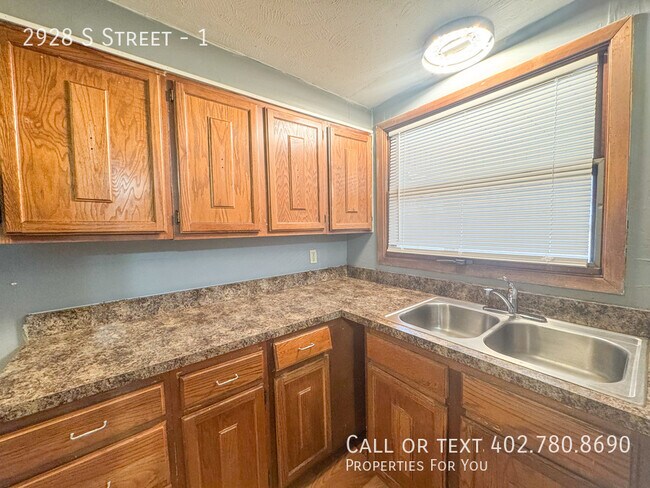 Building Photo - 2928 S Street-1