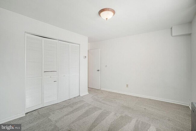 Building Photo - 95 E Wayne Ave