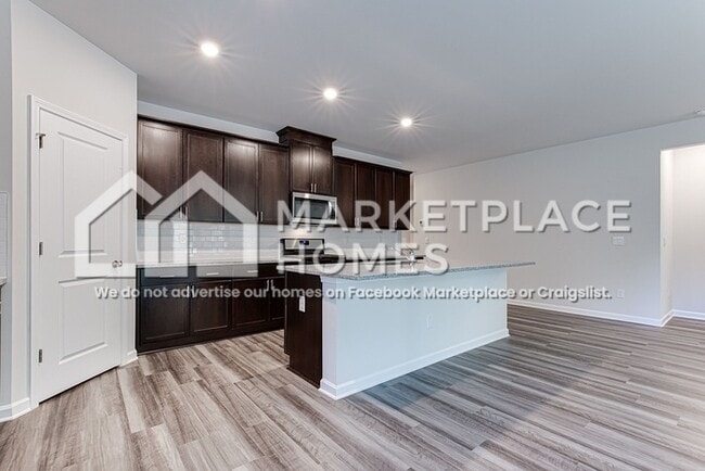 Building Photo - 389 Barley Ct