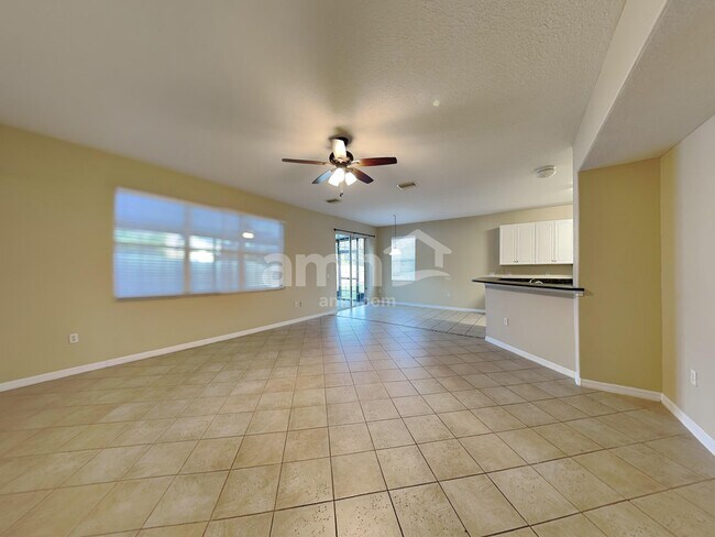 Building Photo - 10618 Bamboo Rod Cir