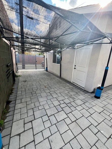 Building Photo - 1040 Ruberta Ave