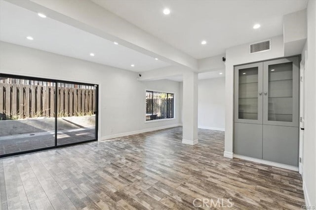 Building Photo - 10831 Roycroft St