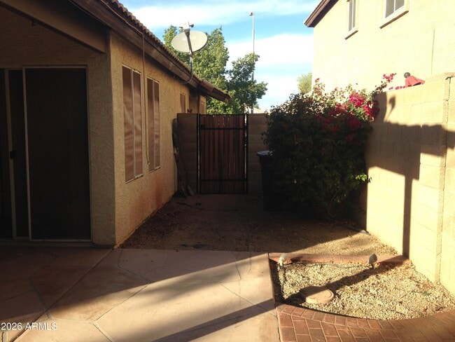 Building Photo - 2599 W Orchid Ln