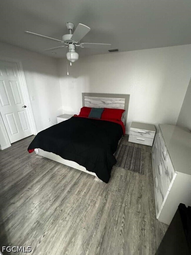 Building Photo - 6050 Kumquat Cir