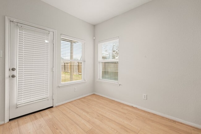 Building Photo - 21426 Venture Park Dr