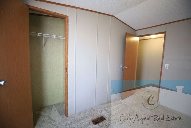 Building Photo - 3 bed / 2 bath mobile home - Nettleton