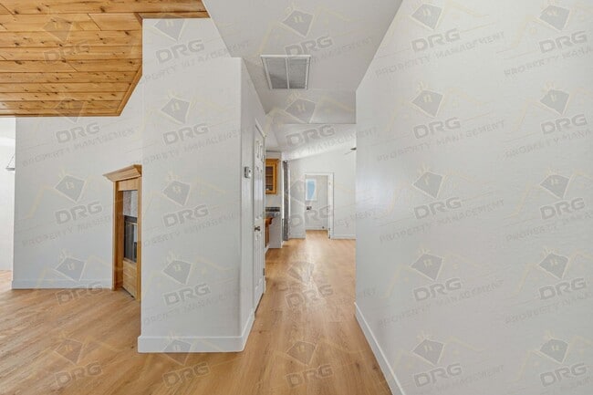 Building Photo - 9166 Jalisco Way