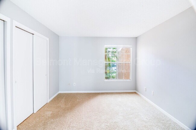 Building Photo - 670 Sandy Neck Ln