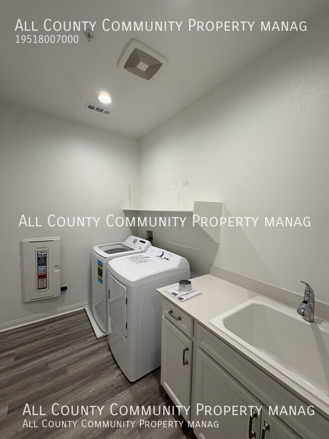 Building Photo - 33067 Muscadelle Ct