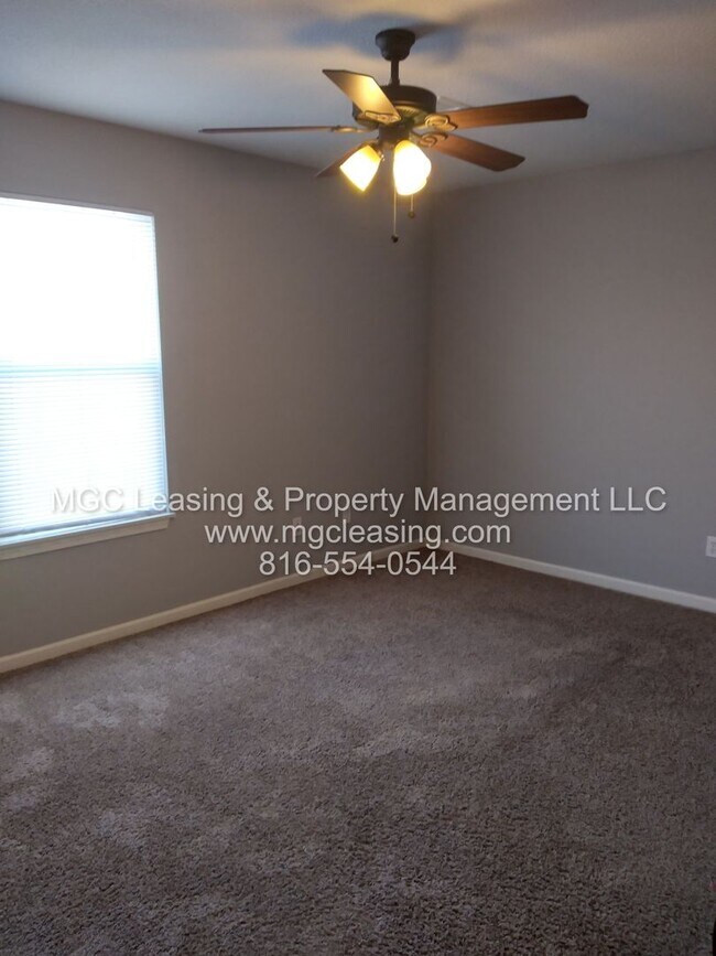 Building Photo - SERRANO, DURANGO LUXURY TOWNHOME: COMMUTER...