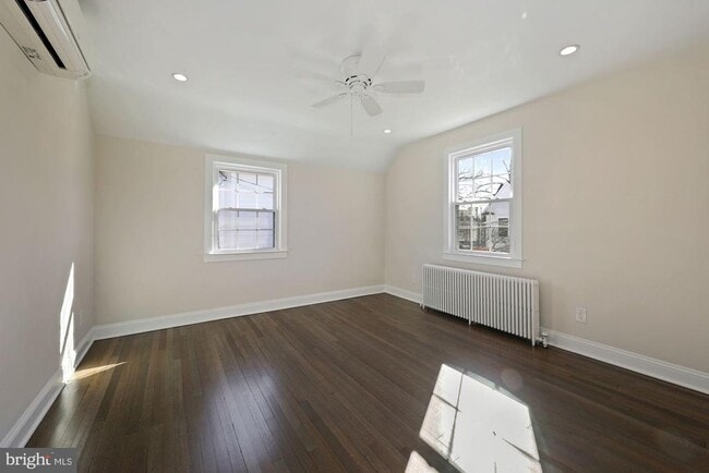 Building Photo - 4816 Leland St