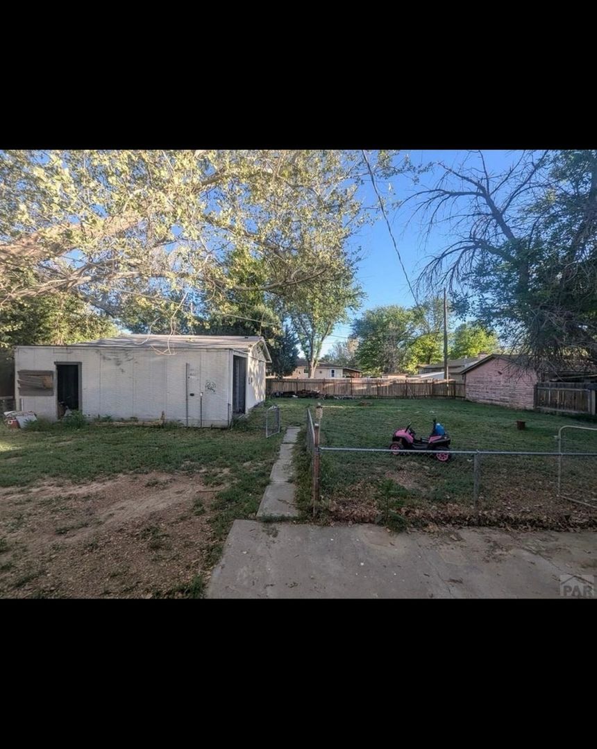 Building Photo - 404 Homer Ave