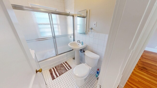 Building Photo - 39-41-41 Upland Rd