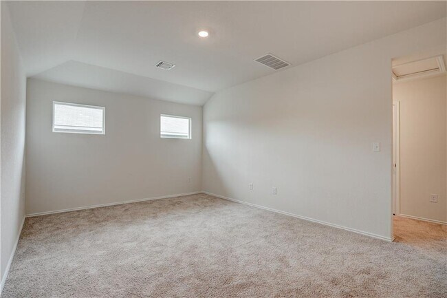 Building Photo - 14500 Fitzgibbon Dr