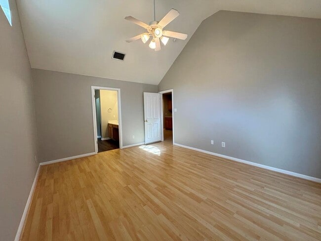 Building Photo - 5305 Tamango Way