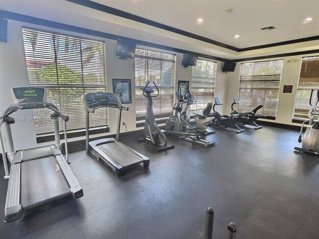 Building Photo - 2120 W Preserve Way