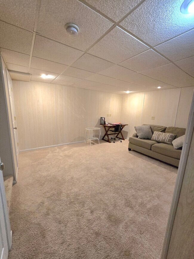 Building Photo - 10884 Cape Cod Ln