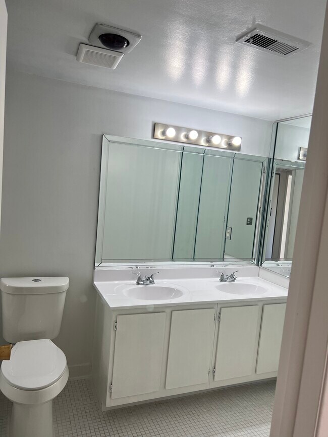 Bathroom w/ his & hers double sinks - 30052 W 12 Mile Rd