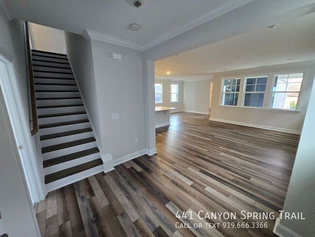 Building Photo - 441 Cyn Spg Trl