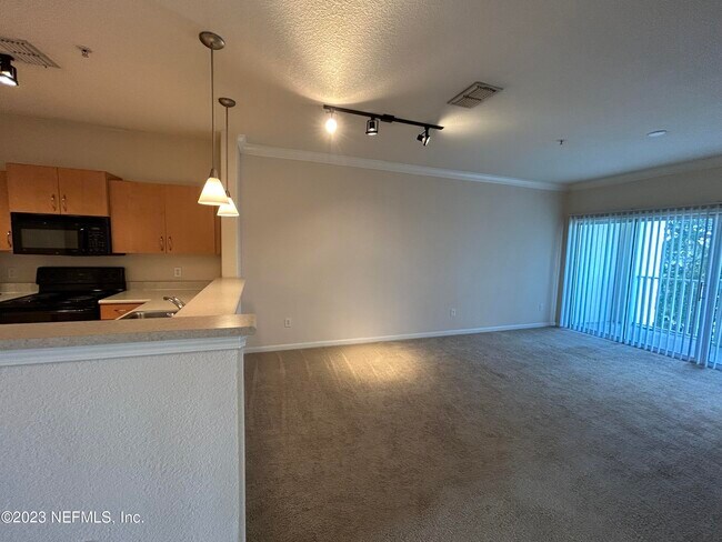 Building Photo - 8290 Park Way