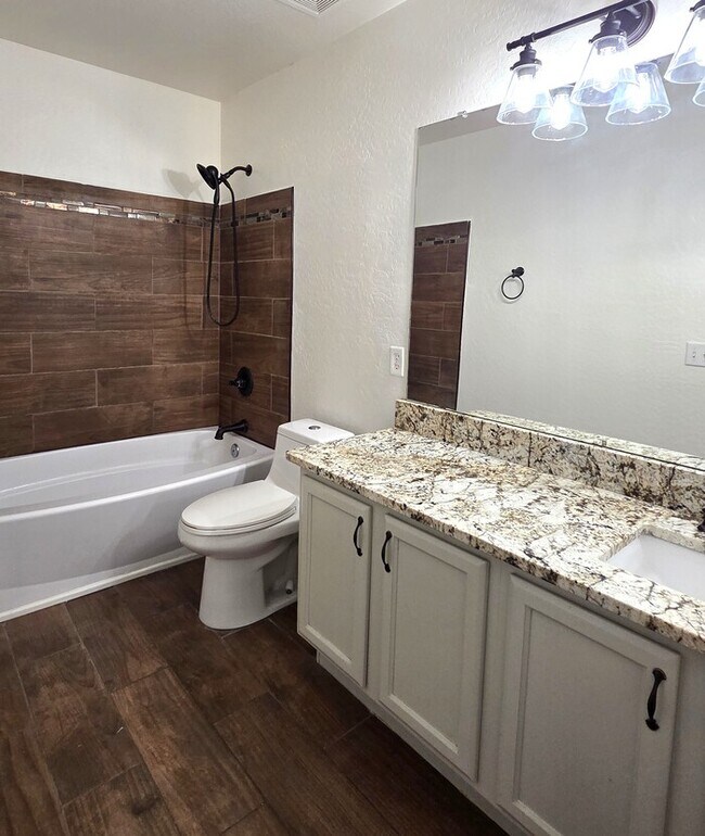 Building Photo - Stunning upgraded 4-bedroom 2-bathroom home