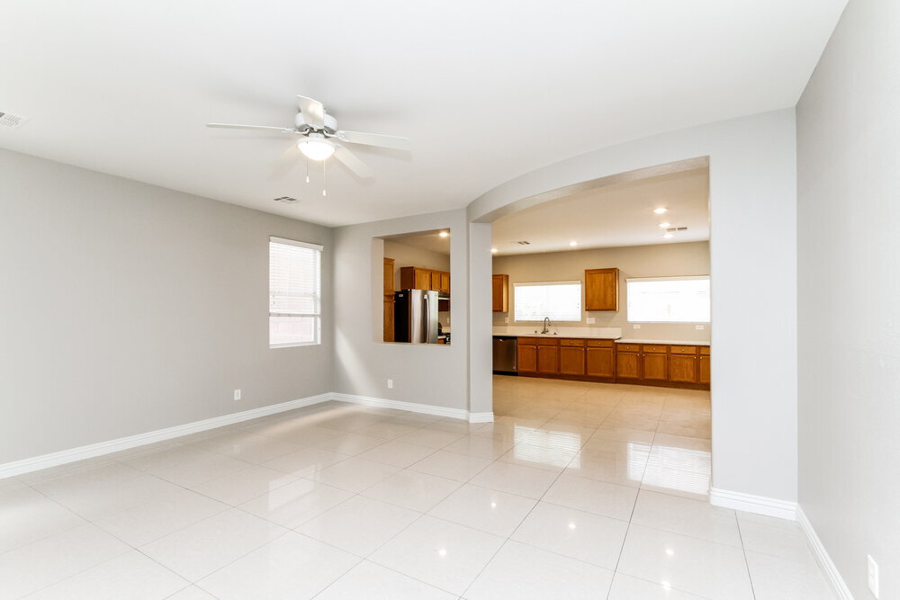 Building Photo - 84 Japonica Ave
