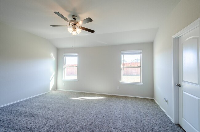 Building Photo - 13966 Fort Ward Way